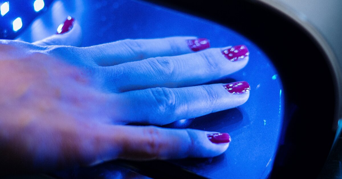 UV Gel Nail Extensions